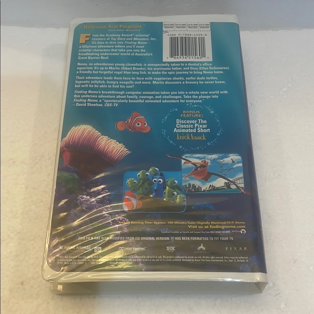 Finding Nemo VHS Tape in clamshell case - Picture 3 of 8